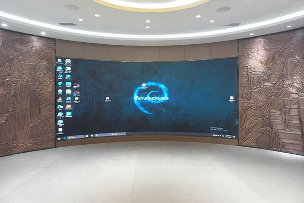 會議顯示大屏使用LED屏幕好，還是拼接屏好？